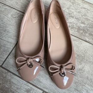 Bandolino Patent Ballet Flats in Blush Pink with Bow
